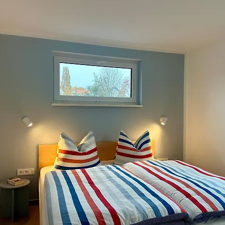 H24zingst - * 青斯特